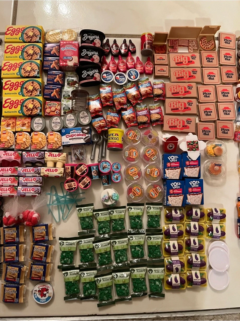Mini Brands Food & Grocery Lot 271 Pieces – Zuru Mini Brands - Picture 3 of 5